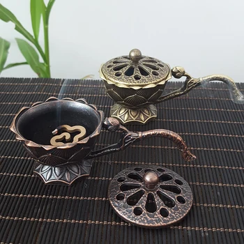 Кадилница за тамян под формата на цветето лотос с дръжка в ретро стил, малка выдалбливающаяся във формата на лотос кадилница за тамян, Месинг метален декор за дома
