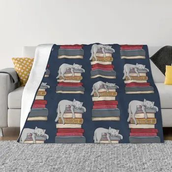 Как да се отпуснете, като котка, Хвърли едно одеяло върху леглото, одеяла и наметала, Плюшевое стеганое одеяло на дивана
